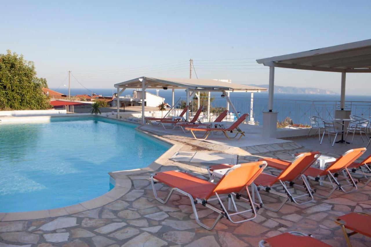 Casa De Blue Apartments Lourdata  Dış mekan fotoğraf