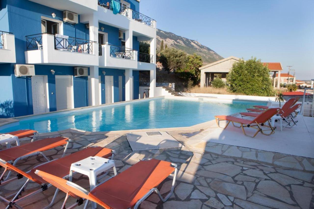 Casa De Blue Apartments Lourdata  Dış mekan fotoğraf